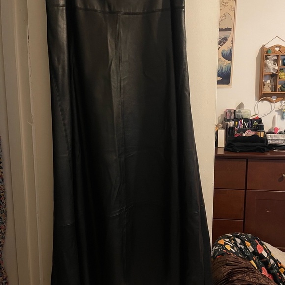 Black Leather Maxi Skirt - Picture 2 of 6